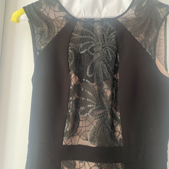 Evening gown black and nude with lace - Picture 3 of 8